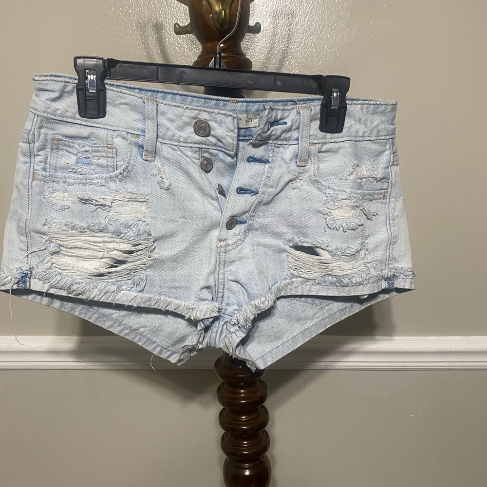 Abercrombie denim shorts sz 4/27